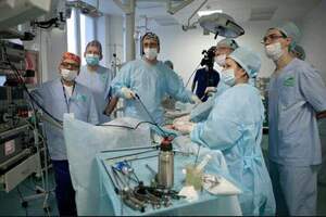 Дитячі хірурги та урологи КУ «ЗМБДЛ №5» удосконалювали свої знання на V Науково-практичній конференції «Малоінвазивна хірургія та урологія дитячого віку 2017» детская больница запорожье КНП «Міська дитяча лікарня №5» ЗМР – це єдина у місті Запоріжжі багатопрофільна дитяча лікарня, де сконцентровано всі види надання спеціалізованої медичної допомоги дитячому населенню: стаціонарної, консультативної амбулаторно-поліклінічної та виїзної для інтенсивної терапії новонародженим.