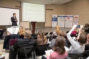 Фахівці лікарні постійно удосконалюють свої професійні знання детская больница запорожье КНП «Міська дитяча лікарня №5» ЗМР – це єдина у місті Запоріжжі багатопрофільна дитяча лікарня, де сконцентровано всі види надання спеціалізованої медичної допомоги дитячому населенню: стаціонарної, консультативної амбулаторно-поліклінічної та виїзної для інтенсивної терапії новонародженим.
