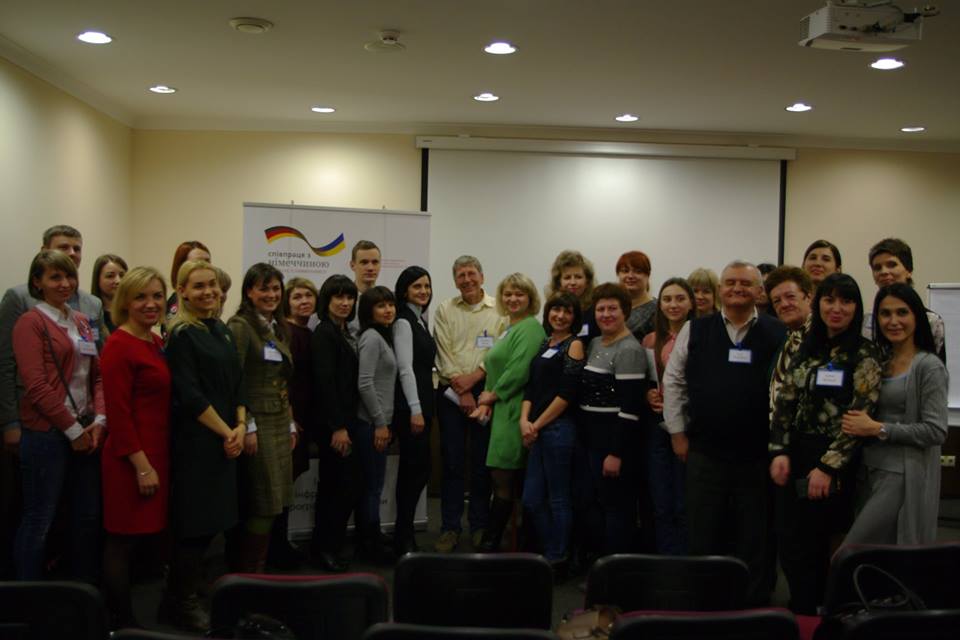 Зворотній зв’язок - одне із важливих питань у функціонуванні медичних закладів детская больница запорожье КНП «Міська дитяча лікарня №5» ЗМР – це єдина у місті Запоріжжі багатопрофільна дитяча лікарня, де сконцентровано всі види надання спеціалізованої медичної допомоги дитячому населенню: стаціонарної, консультативної амбулаторно-поліклінічної та виїзної для інтенсивної терапії новонародженим.