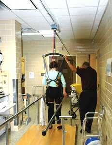 Підтримайте проекти лікарні № 88 "Крокуємо до здоров'я!" та № 86 "Тренажер MOTOmed" детская больница запорожье КНП «Міська дитяча лікарня №5» ЗМР – це єдина у місті Запоріжжі багатопрофільна дитяча лікарня, де сконцентровано всі види надання спеціалізованої медичної допомоги дитячому населенню: стаціонарної, консультативної амбулаторно-поліклінічної та виїзної для інтенсивної терапії новонародженим.